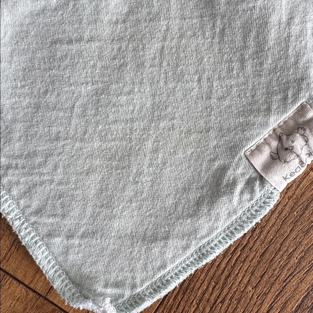 KeaBabies baby / toddler bibs, bundle of 8